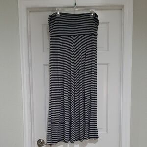 AGB Striped Black/ Gray Women's Sz L MAXI Skirt